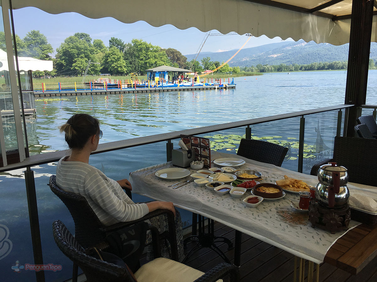 sapanca gölü kartepe kahvaltı